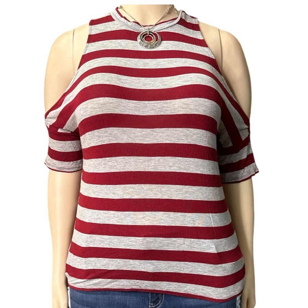 Lilly White Short Sleeve Cold Shoulder Top Size M in Gray and Maroon
